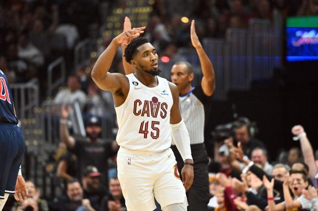 开云-米切尔享受骑士生活：夺4连胜 打球更轻松