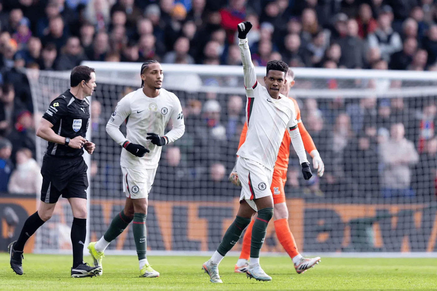 开云体育官网-埃斯特旺：在努力提升速度和对抗，在切尔西球商提高了很多